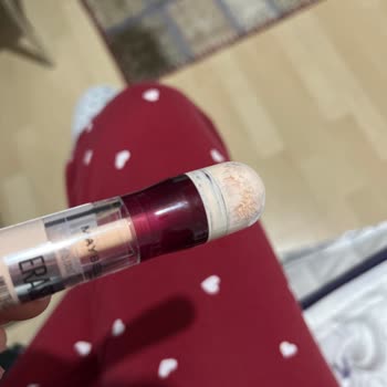 Maybelline Kapatıcıda Beklenmedik Sararma Sorunu