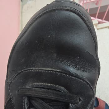 Skechers Shoes Fell Apart in Weeks—Defects Ignored