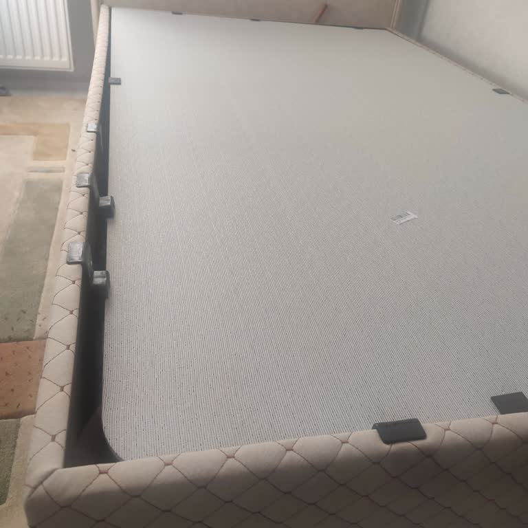 Kilim Mobilya'dan Alınan Baza Sürekli Kırılıyor