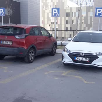 Engelli Park Yerlerinin İşgali