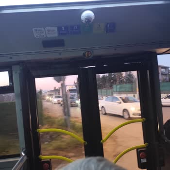 Trafik Sorunları Ve İlgisiz Yanıtlar: Tuzla Sanayi Bölgesi'nde Çözüm Bekleyen Kriz