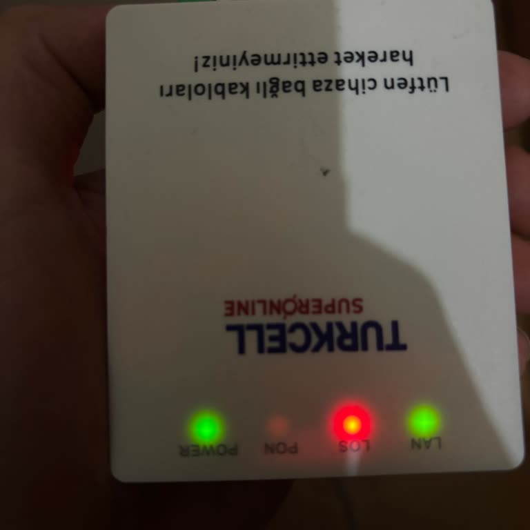 2025 Yılında Sürekli İnternet Kesintisi Ve İletişim Eksikliği