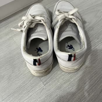 FLO Mağazasından Aldığım Ayakkabı Kısa Sürede Yıprandı