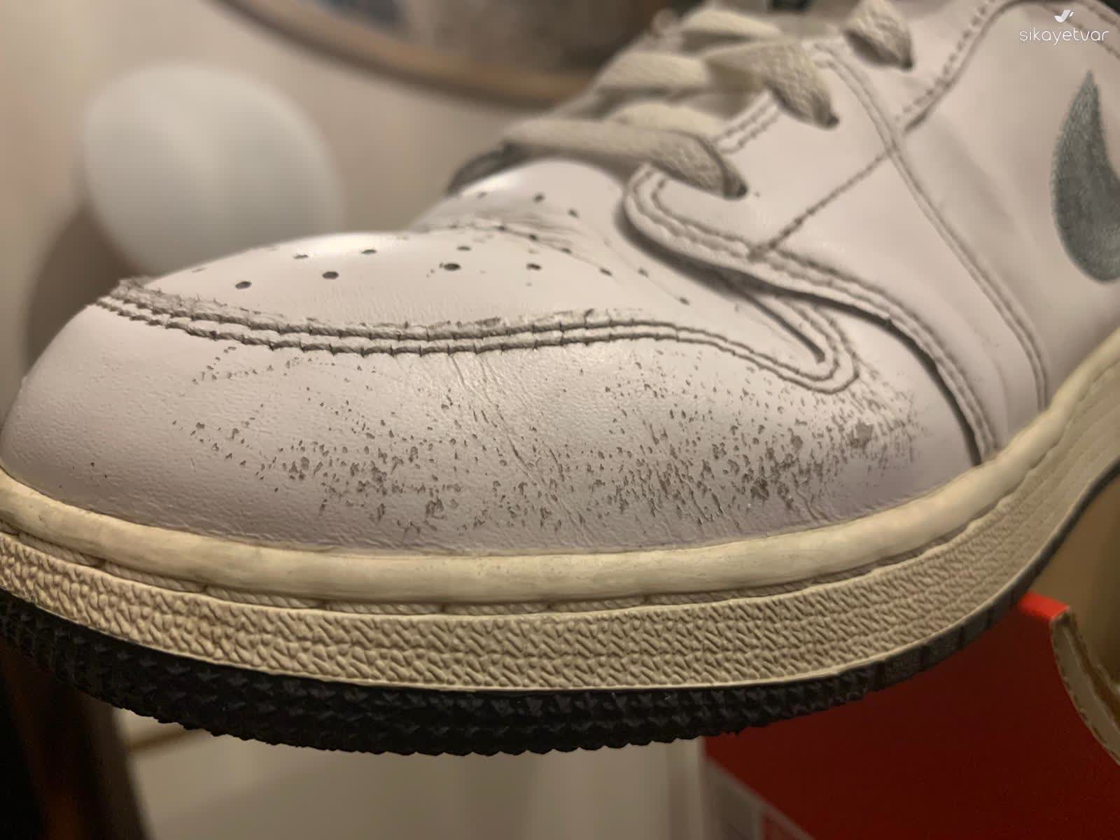 nike defective shoes