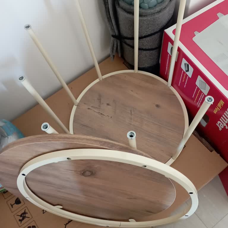 Eksik Vida Nedeniyle Kurulamayan Sehpa