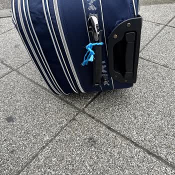 Sunexpress Uçuşunda Hasarlı Bagajlar İçin Çözüm Bekliyorum