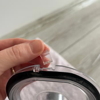 Dyson Süpürge Toz Haznesi Sorunu: İlk Temizlikte Kırılan Mandal