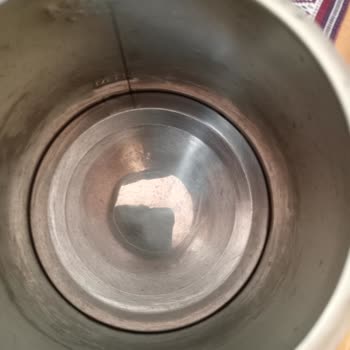 Paslanan Su Isıtıcı Ve Yetersiz Servis Hizmeti