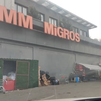 Migros'ta Hijyen Ve Görüntü Kirliliği Sorunu