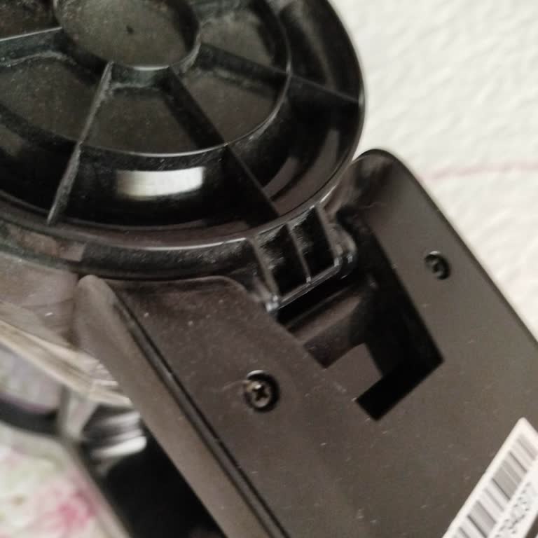 Fakir Süpürge: Kalitesiz Malzeme Ve Yetersiz Garanti Hizmeti