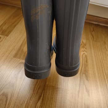 İgor Marka Çizme Su Alıyor Ve İade Reddediliyor