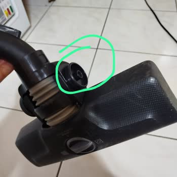 Electrolux Süpürge Tekerleği Sorunu ve Müşteri Hizmetleri Hayal Kırıklığı