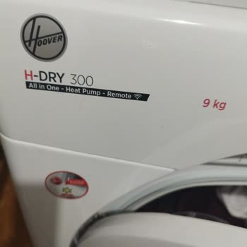 Yeni Evlilerin Çamaşır Ve Kurutma Makinesi Aparat Arayışı