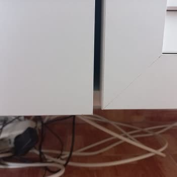 Defolu Mobilya Ve İlgisiz Müşteri Hizmeti