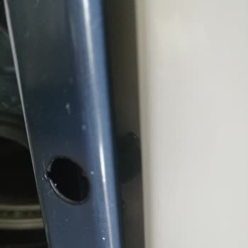 Yetkili Servis Hizmetinde Güven Sorunu Ve Zarar Görmüş Mobilyalar