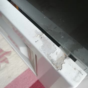 Yetkili Servis Hizmetinde Güven Sorunu Ve Zarar Görmüş Mobilyalar