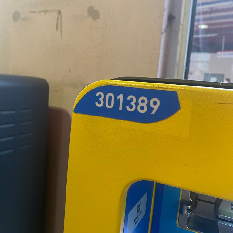 Metro İstasyonunda Mavi Kart Yükleme Sorunu