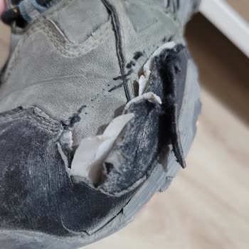 Kinetix Botların Kalite Sorunu Ve FLO'nun Yetersiz Müşteri Hizmeti