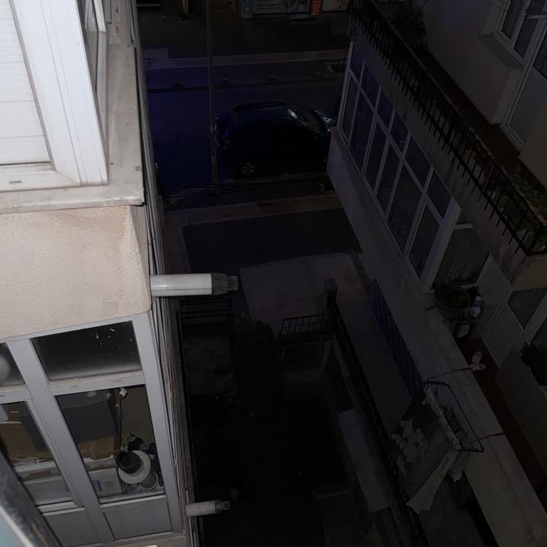 CK Boğaziçi Elektrik'in İhmal Ettiği Sokak Aydınlatması Sorunu