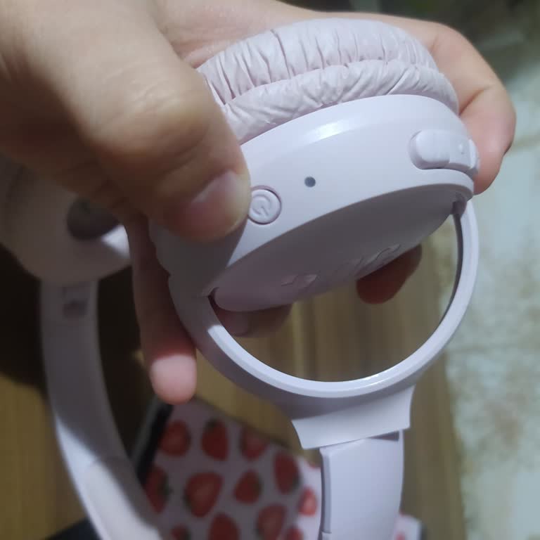 JBL Kulaklığımın Açma Kapama Tuşu İçeri Kaçtı