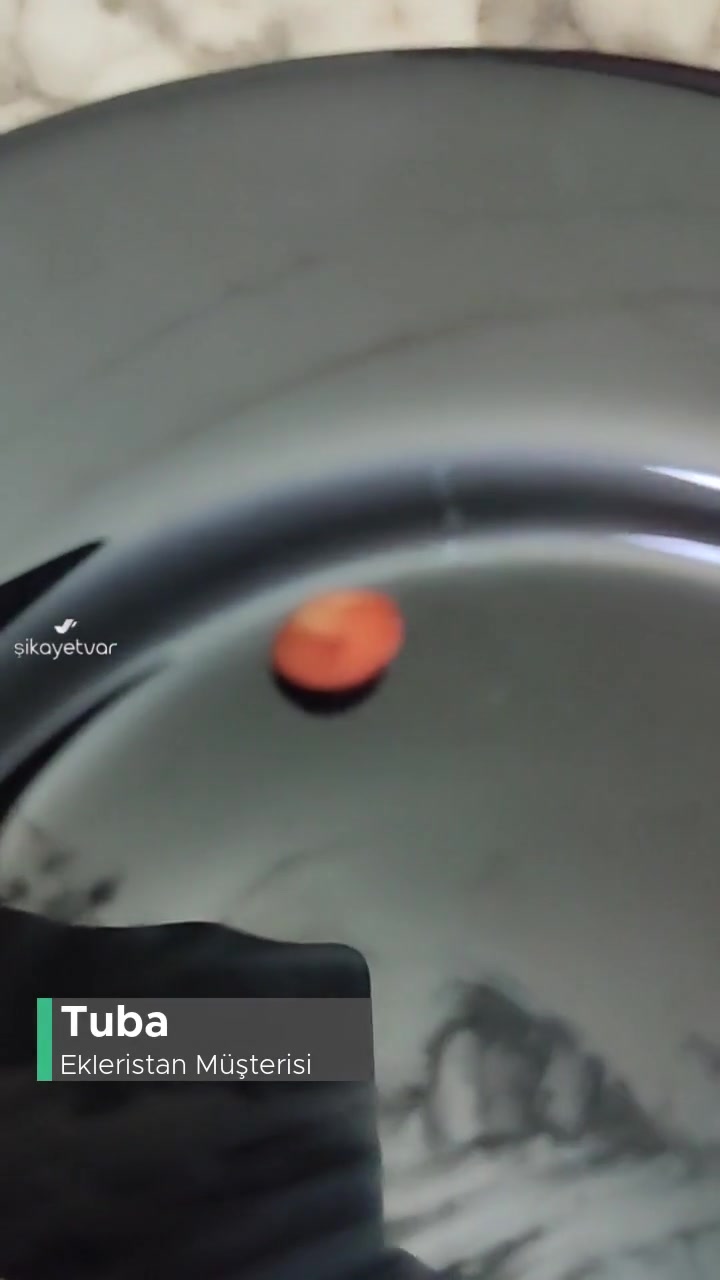 Ekleristan Pastadan Vişne Çekirdeği Çıktı! videonun kapak resmi