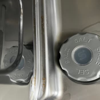 Samsung Ve Teknosa'dan Paslı Bulaşık Makinesi Skandalı