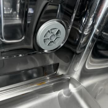 Samsung Ve Teknosa'dan Paslı Bulaşık Makinesi Skandalı