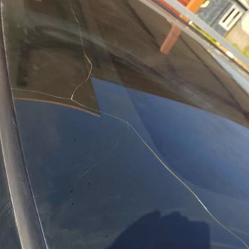 Qashqai Tavan Camı Çatlağı: Güvenlik Endişesi