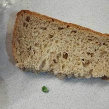 Uno Ekmek'te Cam Parçası Tehlikesi