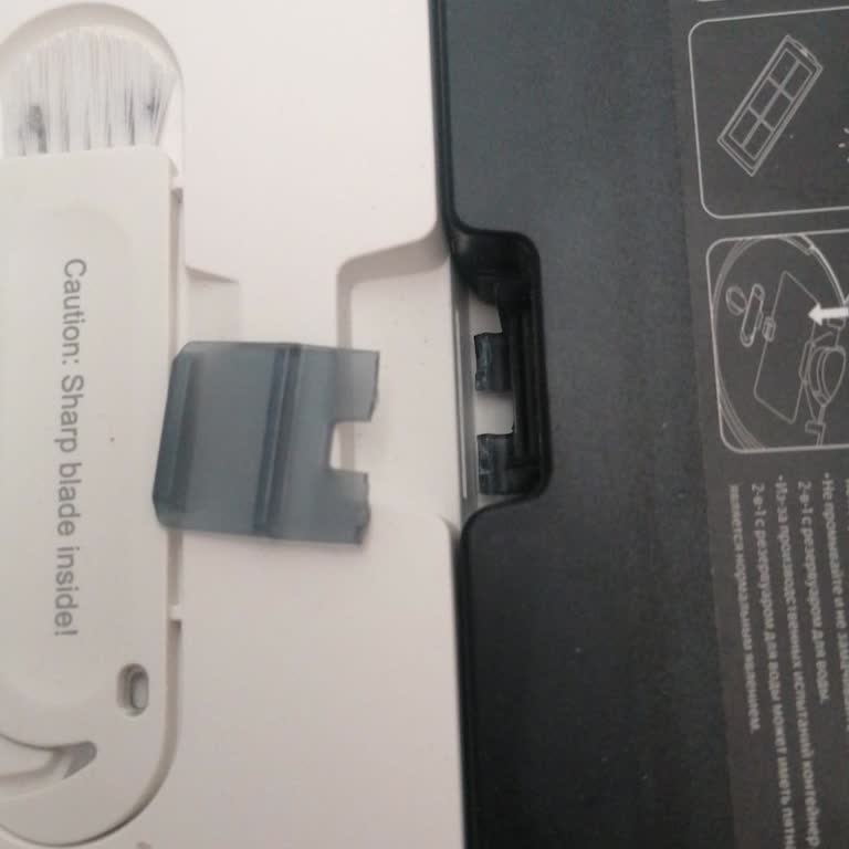 Xiaomi S10 Robot Vacuum Stopped Working After Warranty Repair and Lost Suction