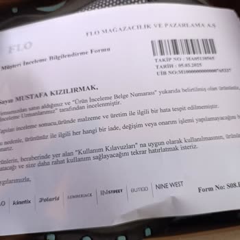 Çocuk Botunda Rahatsızlık Ve Mağaza İlgisizliği