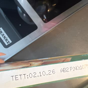 Knorr Tavuk Bulyon Erimiyor Ve Tat Vermiyor