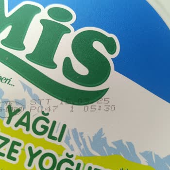 Yoğurt Küflenme Sorunu: Zehir Mi Yiyoruz?