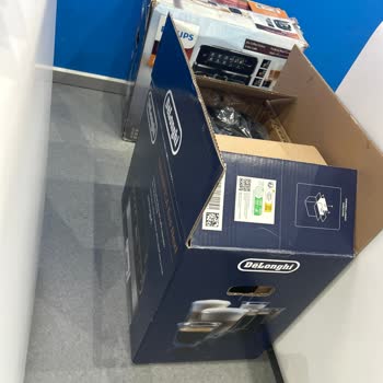 Kusurlu Kahve Makinesi Ve Yetersiz Müşteri Hizmeti