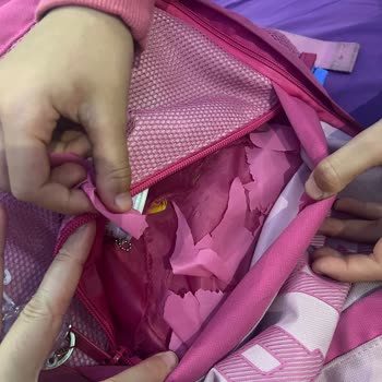 GAP Çantada Hayal Kırıklığı: Kısa Sürede Yırtıldı