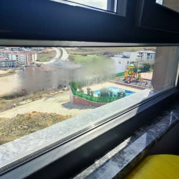 Pimapen Pencerelerde Buhar Ve Su Sorunu