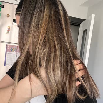 Beklentilerin Altında Kalan Saç Bakımı Deneyimi