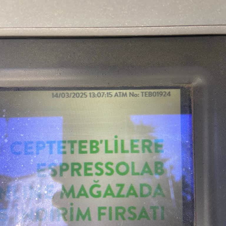 ATM'de Yutulan 10.000 TL Ve İki Banka Arasında Kalan Müşteri