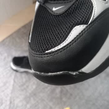 Aleynanın Ayakkabıları Defolu Ürün Ve İletişim Engeli: Müşteri Mağduriyeti