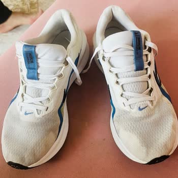 Nike Ayakkabıda Kalite Sorunu Ve Yırtılma Problemleri
