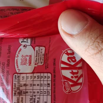 Bozuk Kitkat Çikolatası: Nestle Güvenimi Sarsıyor