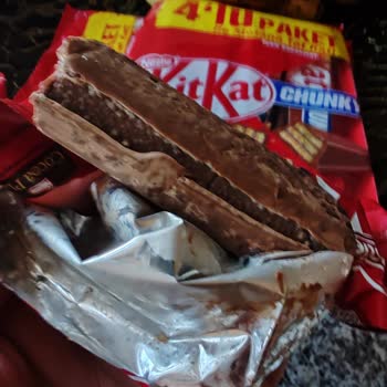 Bozuk Kitkat Çikolatası: Nestle Güvenimi Sarsıyor