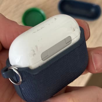 Airpods Kılıfının Kullanım Zorluğu