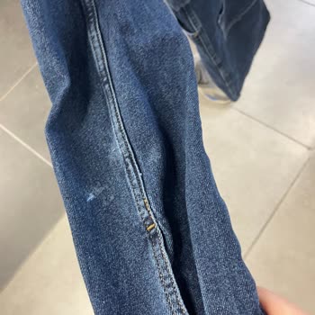 Boyner'den Aldığım Kot Elbise Ağartıcı Temas İddiasıyla Hayal Kırıklığına Uğrattı