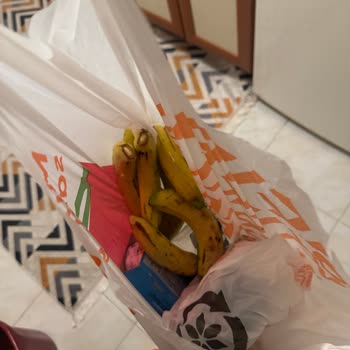 Ezilmiş Muzlar Ve Yetersiz Müşteri Hizmetleri