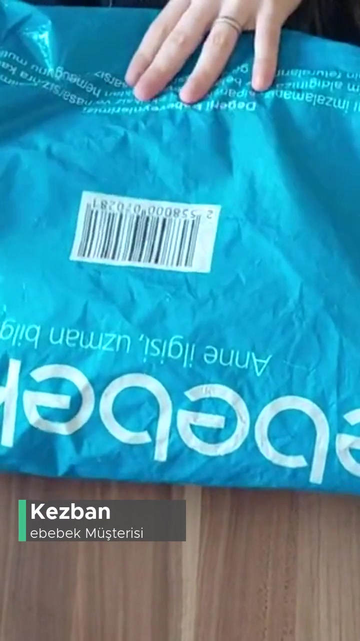 Ebebek Kargo Düzensizliği, Ürünler Dağılmış videonun kapak resmi