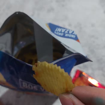 Cips Paketinde Hijyen Sorunu