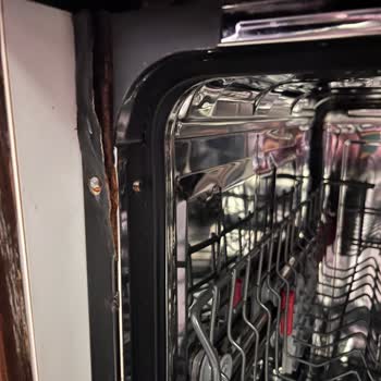 Vestel Bulaşık Makinesinde Paslanma Ve Ücretli Değişim Şoku