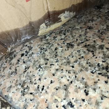 Sürat Kargo'dan Zarar Gören Koli Ve İletişimsizlik