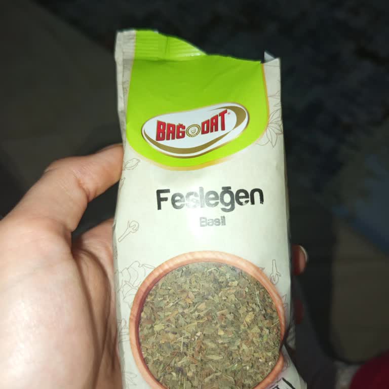 Kuru Fesleğen Yerine Anason Kokusu